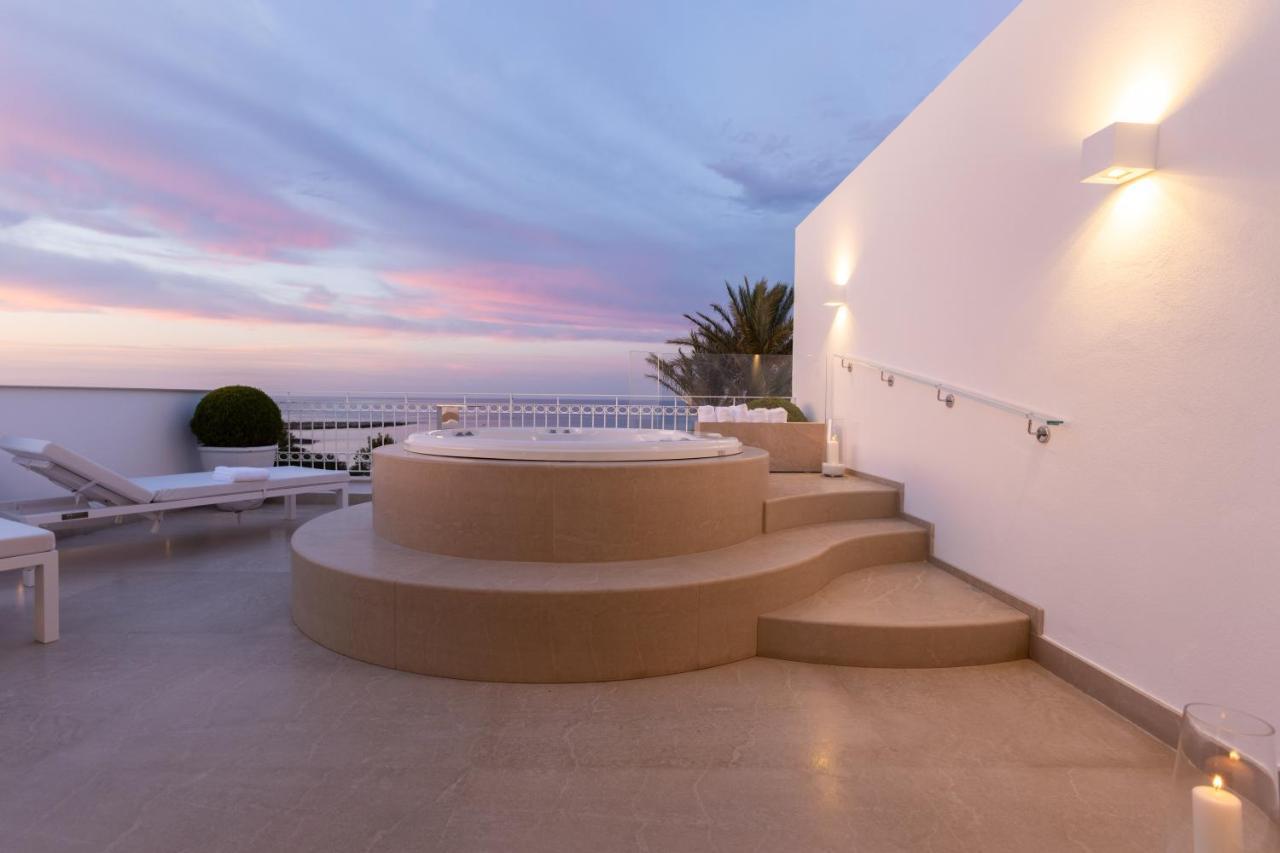 Grotta Palazzese Beach Hotel Polignano a Mare Exterior photo