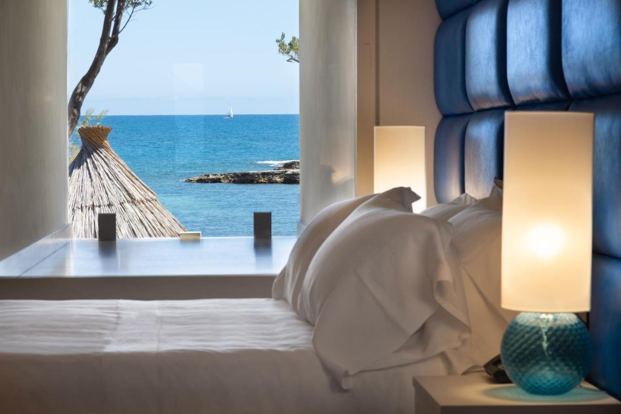 Grotta Palazzese Beach Hotel Polignano a Mare Exterior photo