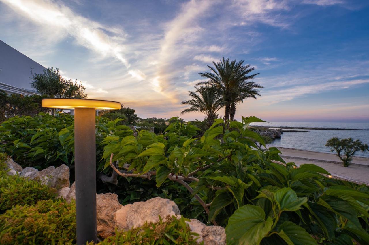 Grotta Palazzese Beach Hotel Polignano a Mare Exterior photo