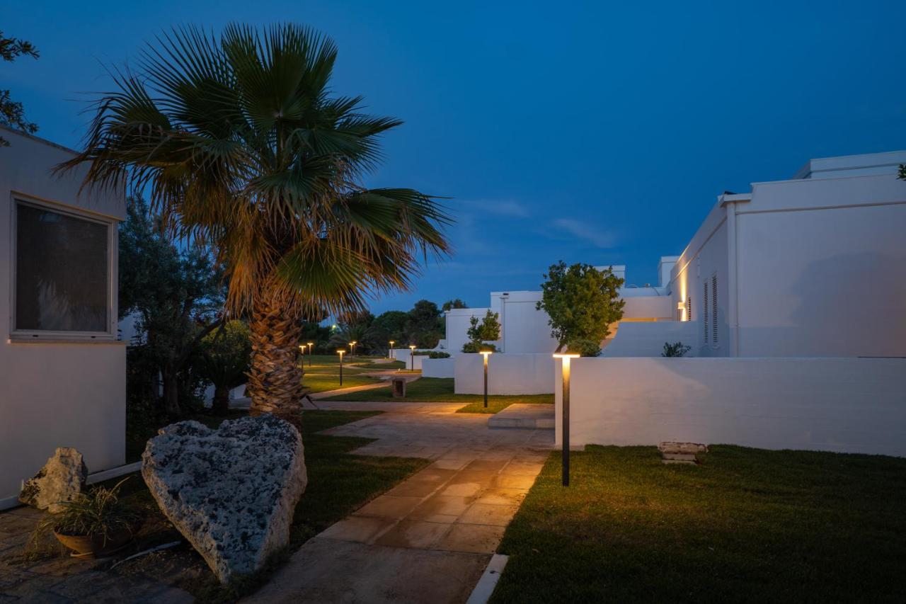 Grotta Palazzese Beach Hotel Polignano a Mare Exterior photo