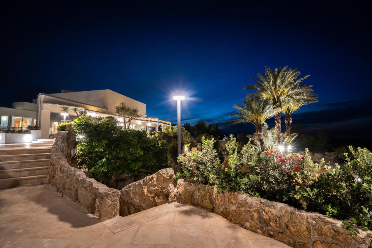 Grotta Palazzese Beach Hotel Polignano a Mare Exterior photo