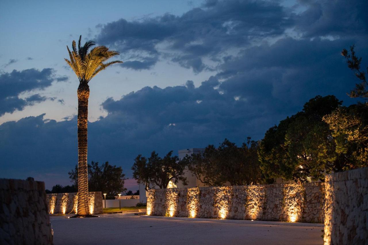 Grotta Palazzese Beach Hotel Polignano a Mare Exterior photo