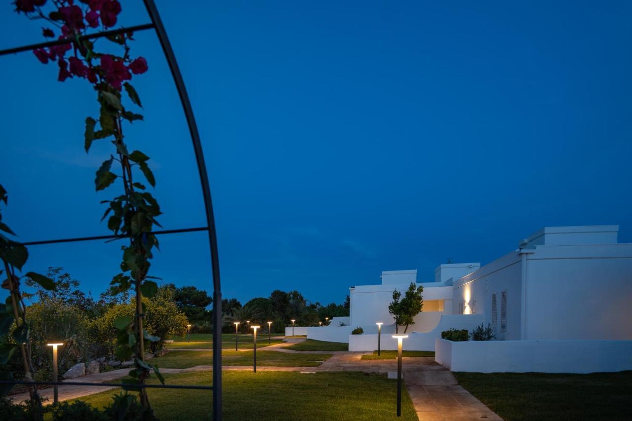 Grotta Palazzese Beach Hotel Polignano a Mare Exterior photo