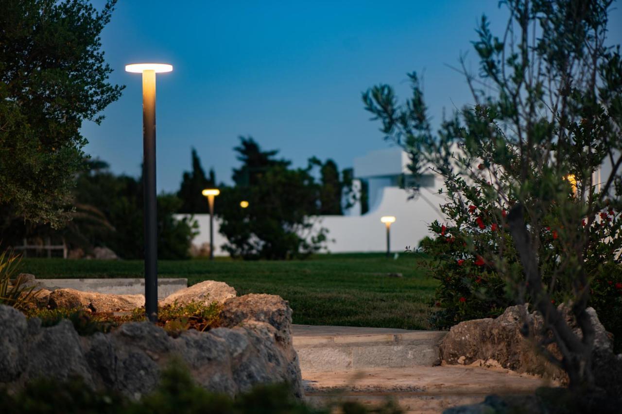 Grotta Palazzese Beach Hotel Polignano a Mare Exterior photo